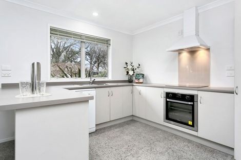 Photo of property in 16 Frame Street, Leamington, Cambridge, 3432