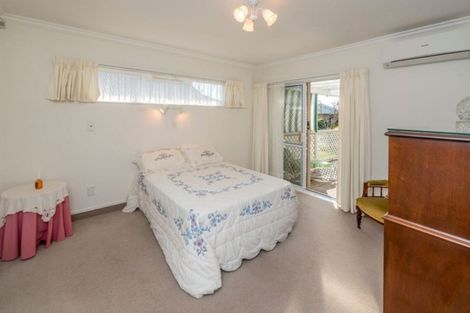 Photo of property in 6 Cranbrook Grove, Waikanae, 5036