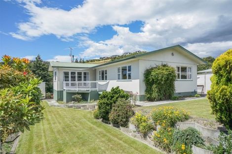 Photo of property in 46 Cawthron Crescent, Annesbrook, Nelson, 7011
