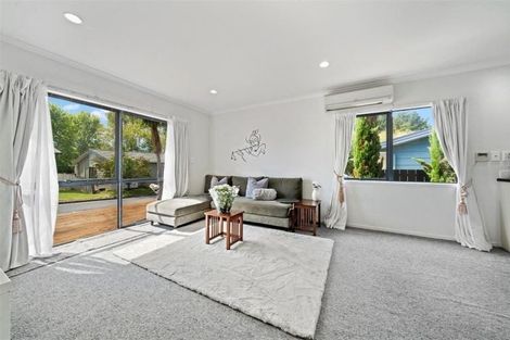 Photo of property in 39 Malaspina Place, Papatoetoe, Auckland, 2025