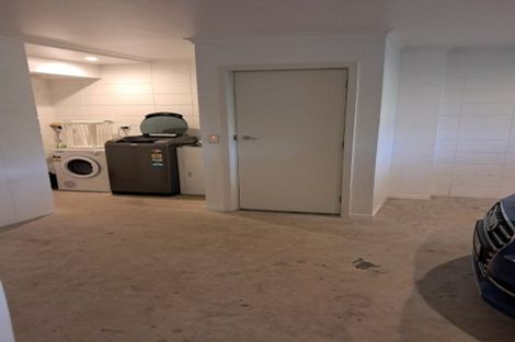 Photo of property in The Strand, 3/16 Ronald Street, Strandon, New Plymouth, 4312