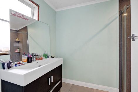 Photo of property in 24 Richmond Street, Fitzroy, New Plymouth, 4312