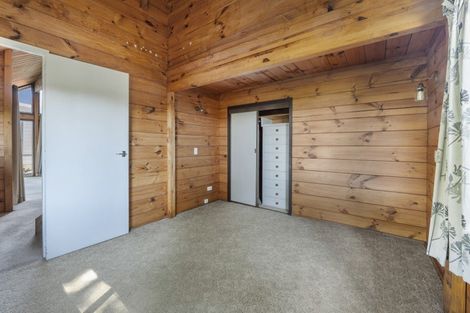 Photo of property in 14 Fairfax Terrace, Frankleigh Park, New Plymouth, 4310