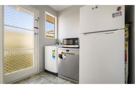 Photo of property in 59 Winters Road, Redwood, Christchurch, 8051