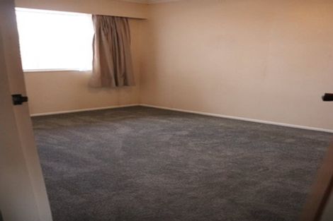 Photo of property in 30f2- Whitley Avenue, Ebdentown, Upper Hutt, 5018