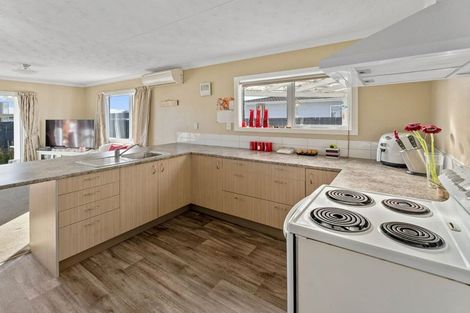 Photo of property in 165 Tahunanui Drive, Tahunanui, Nelson, 7011