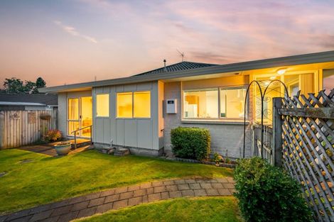 Photo of property in Kowhai Court, 9/17 John Street, Trentham, Upper Hutt, 5018