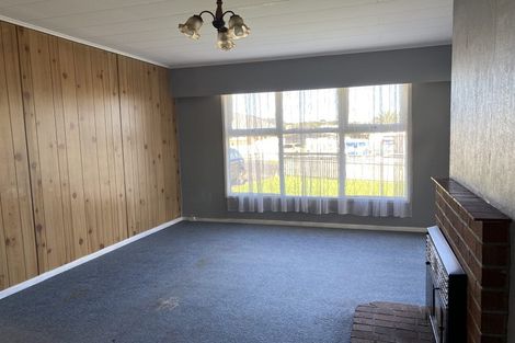 Photo of property in 2 Imrie Avenue, Mangere, Auckland, 2022