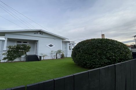 Photo of property in 4 Grandview Road, Nawton, Hamilton, 3200