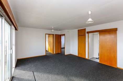 Photo of property in 6 Davies Lane, New Plymouth, 4310