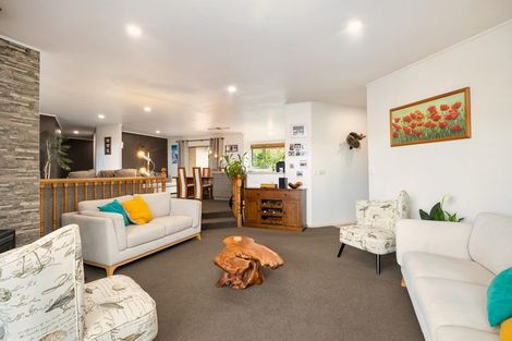 Photo of property in 1/199 Birdwood Road, Massey, Auckland, 0614