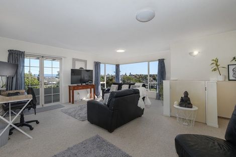 Photo of property in 19 Bellevue Road, Brookfield, Tauranga, 3110