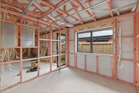 Photo of property in 17 Poipoi Place, Aranui, Christchurch, 8061