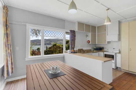 Photo of property in 9 Marett Street, Macandrew Bay, Dunedin, 9014