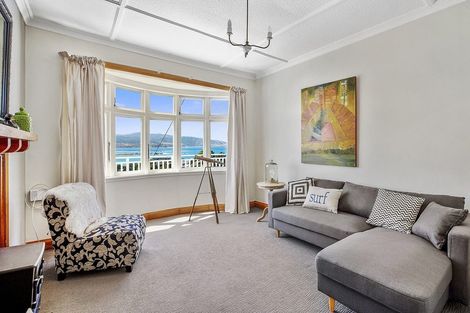 Photo of property in 49 Hungerford Road, Lyall Bay, Wellington, 6022