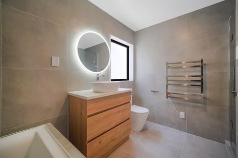 Photo of property in 161 Grove Road, Papakura, 2110