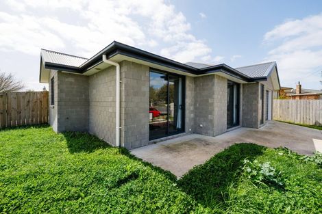 Photo of property in 2u2 Masefield Drive, Enderley, Hamilton, 3214