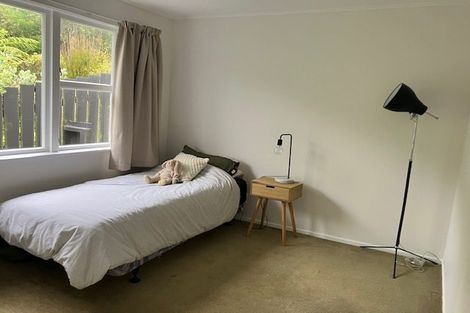 Photo of property in 48 Huntingdon Street, Northland, Wellington, 6012