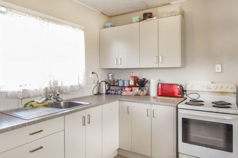 Photo of property in 246 Flaxmere Avenue, Flaxmere, Hastings, 4120