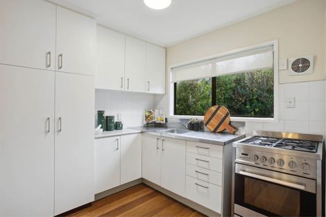 Photo of property in 82 Glen Road, Ranui, Auckland, 0612