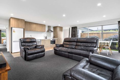 Photo of property in 25 Farnborough Way, Rolleston, 7615