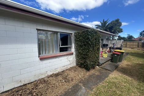 Photo of property in 2/1 Rosier Road, Glen Eden, Auckland, 0602