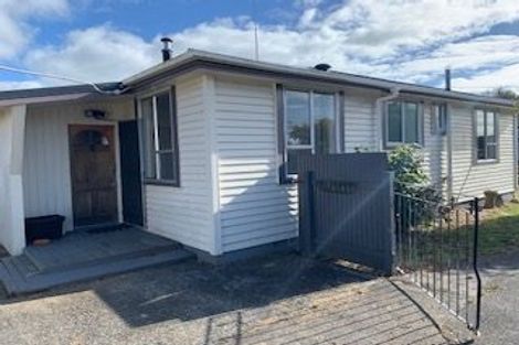 Photo of property in 42 Disraeli Street, Westport, 7825