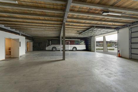 Photo of property in 16 Silverstone Drive, Cromwell, 9384