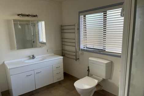 Photo of property in 7 Foundation Place, Glen Eden, Auckland, 0602