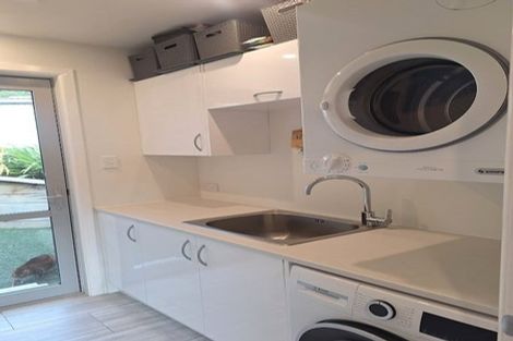 Photo of property in 17 Thomas Street, Stokes Valley, Lower Hutt, 5019