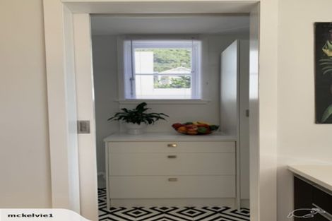 Photo of property in 40 Rua Street, Lyall Bay, Wellington, 6022