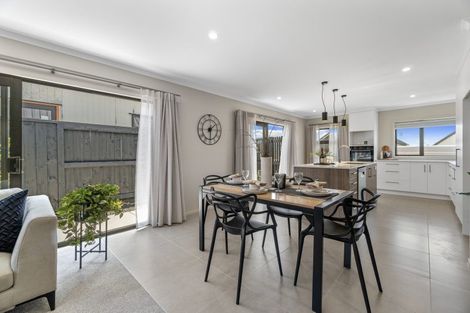 Photo of property in 37 Earp Crescent, Chartwell, 3210