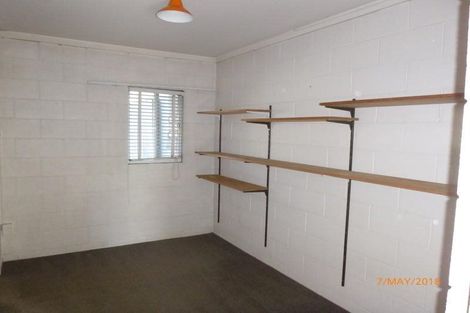 Photo of property in 1b/2 Divich Avenue, Te Atatu South, Auckland, 0610