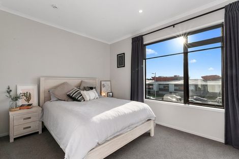 Photo of property in 83e Hobsonville Point Road, Hobsonville, Auckland, 0616