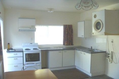 Photo of property in 25 Melrose Road, Island Bay, Wellington, 6023