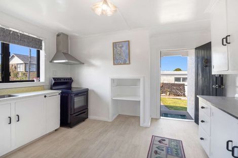 Photo of property in 37 Scobie Road, Waverley, Dunedin, 9013