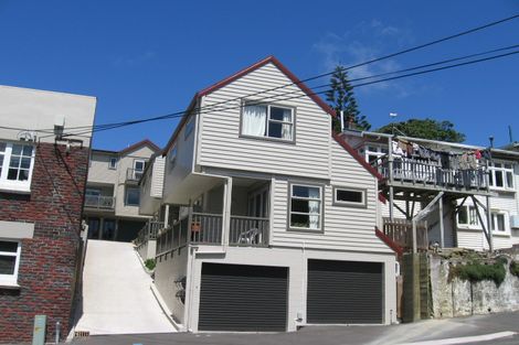 Photo of property in 1/45a Rolleston Street, Mount Cook, Wellington, 6021