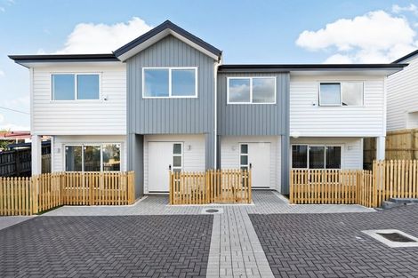 Photo of property in 5/4118a Great North Road, Glen Eden, Auckland, 0602