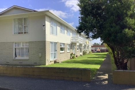 Photo of property in 10/10 Trevethick Grove, Woburn, Lower Hutt, 5010