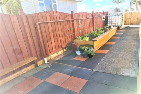 Photo of property in 57 Austin Road, Dairy Flat, Albany, 0794