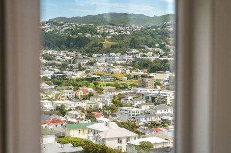 Photo of property in 109f7 Majoribanks Street, Mount Victoria, Wellington, 6011