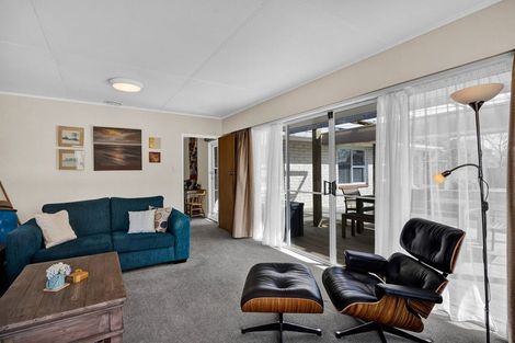 Photo of property in 18 Kowhai Street, Hawera, 4610