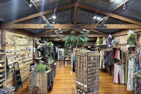 Photo of property in 8/101 Hobsonville Road, West Harbour, Auckland, 0618