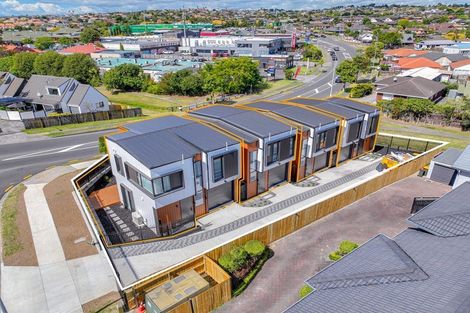Photo of property in 89b Whitford Road, Botany Downs, Auckland, 2014