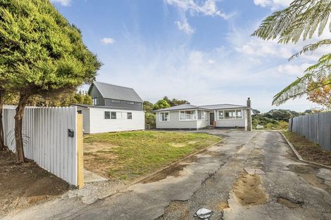Photo of property in 135 Muri Road, Pukerua Bay, 5026