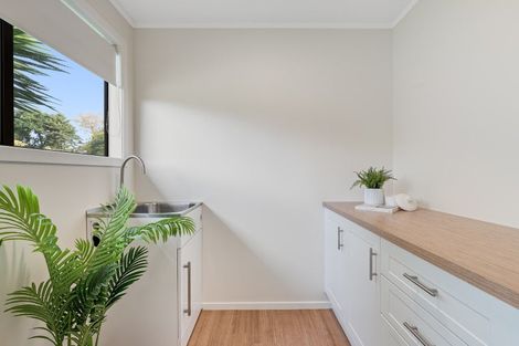 Photo of property in 18 Waikareao Way, Brookfield, Tauranga, 3110