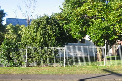 Photo of property in 2 Rembrandt Place, Opaheke, Papakura, 2113