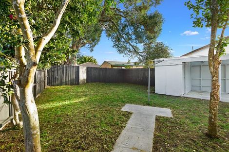 Photo of property in 2/39 Gardner Avenue, New Lynn, Auckland, 0600