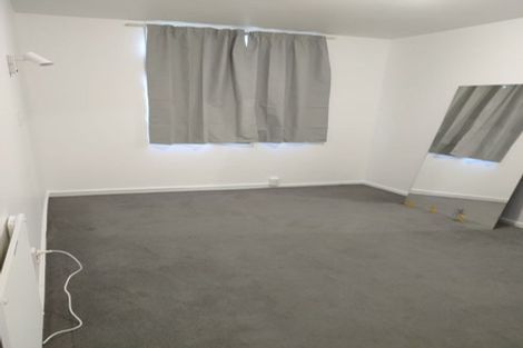 Photo of property in 19/125u Queens Drive, Lyall Bay, Wellington, 6022