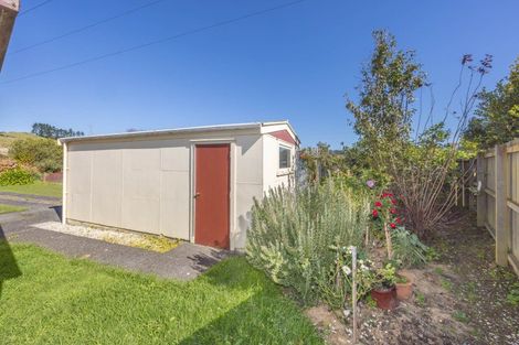 Photo of property in 16 Blundell Place, Huntly, 3700